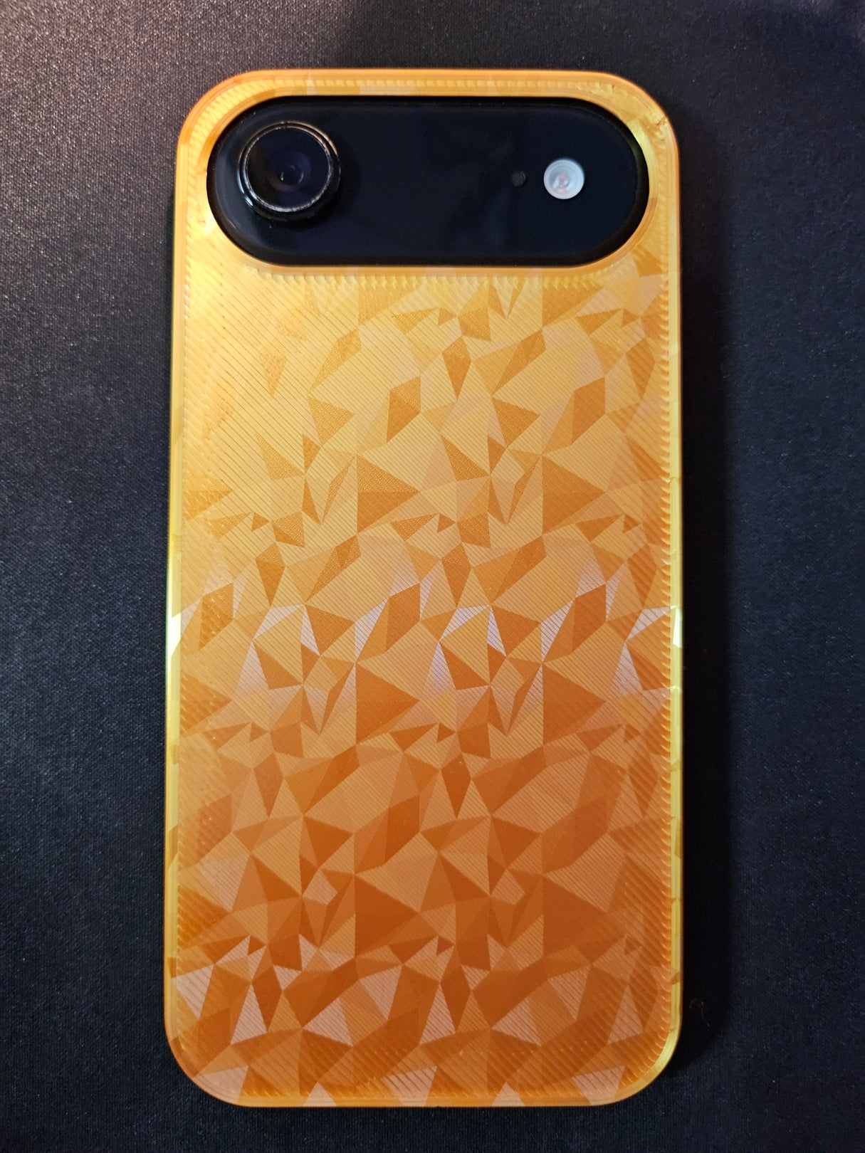 IPHONE - Forged Silk Carbon Fiber Phone Case | Gold